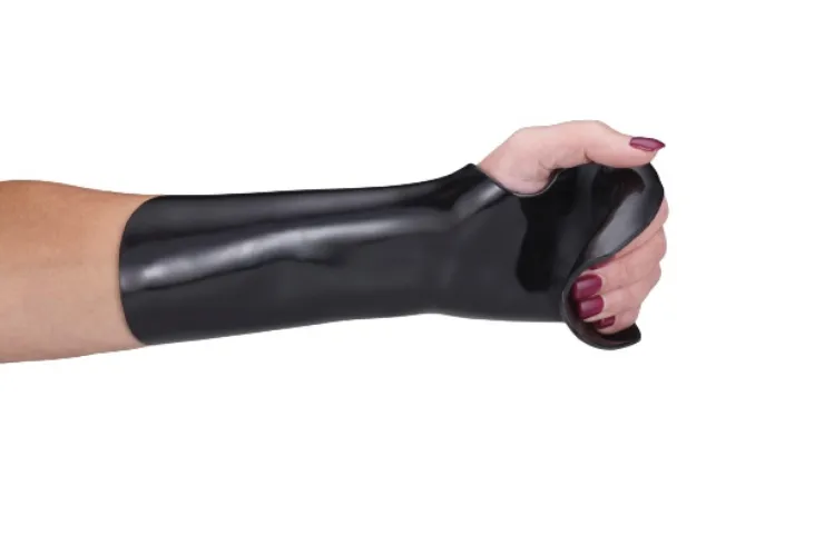 Kinetec Splinting Thermoplastic Materials with Black or White Options - Ohio T